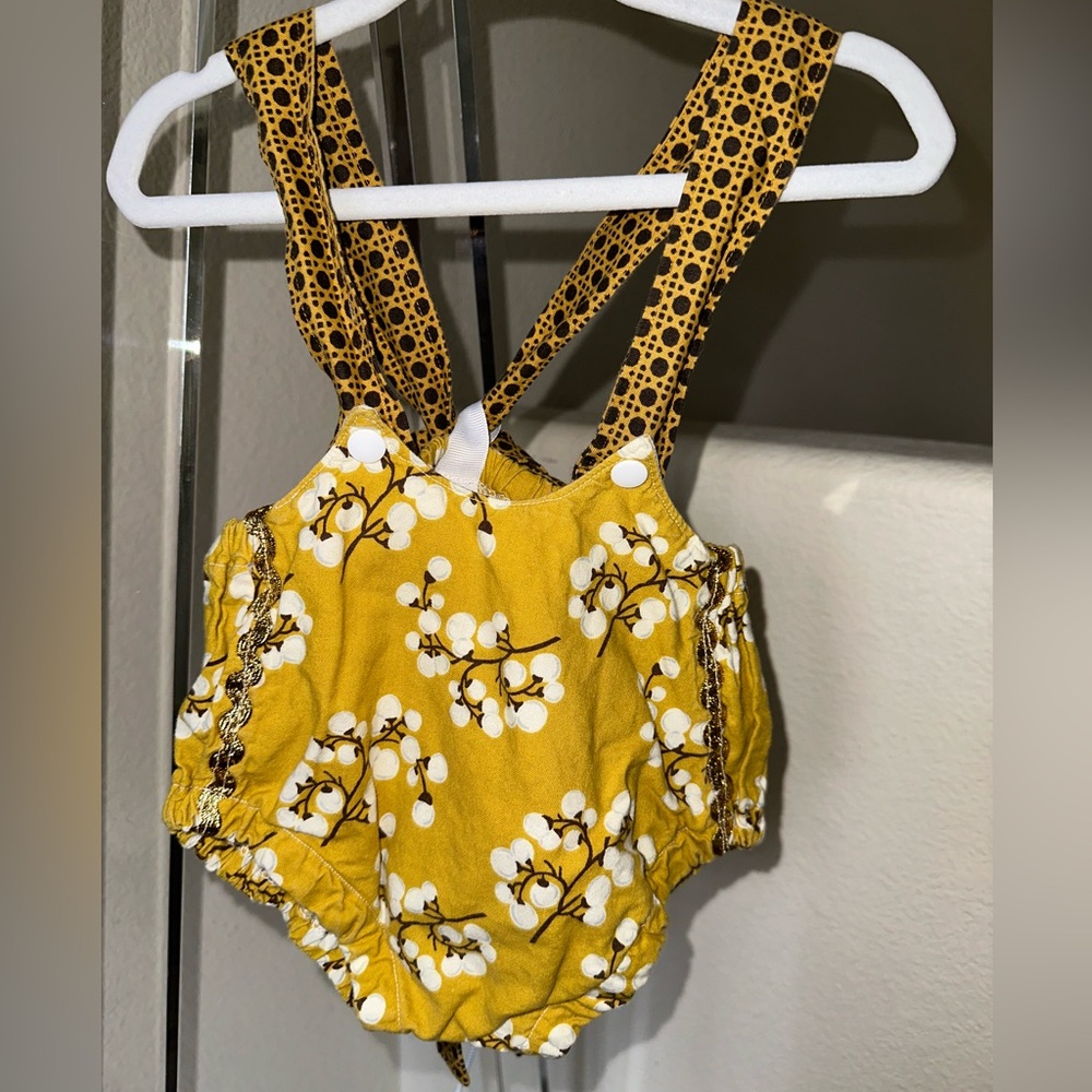 Beautiful Little Ladies Floral Romper